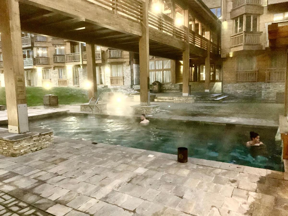 Entire Private Apartment In Pirin Golf & Country Club Bansko Luaran gambar