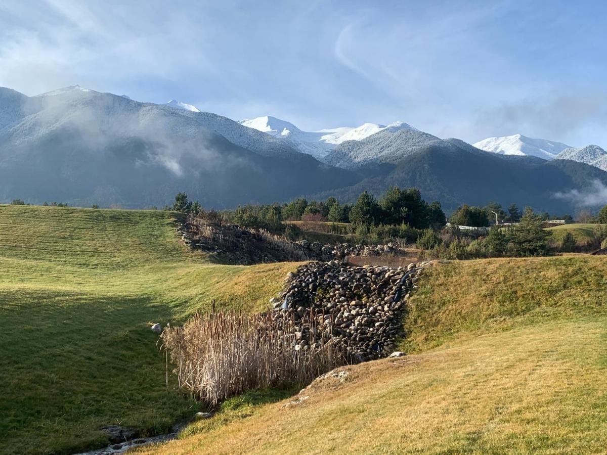Entire Private Apartment In Pirin Golf & Country Club Bansko Luaran gambar