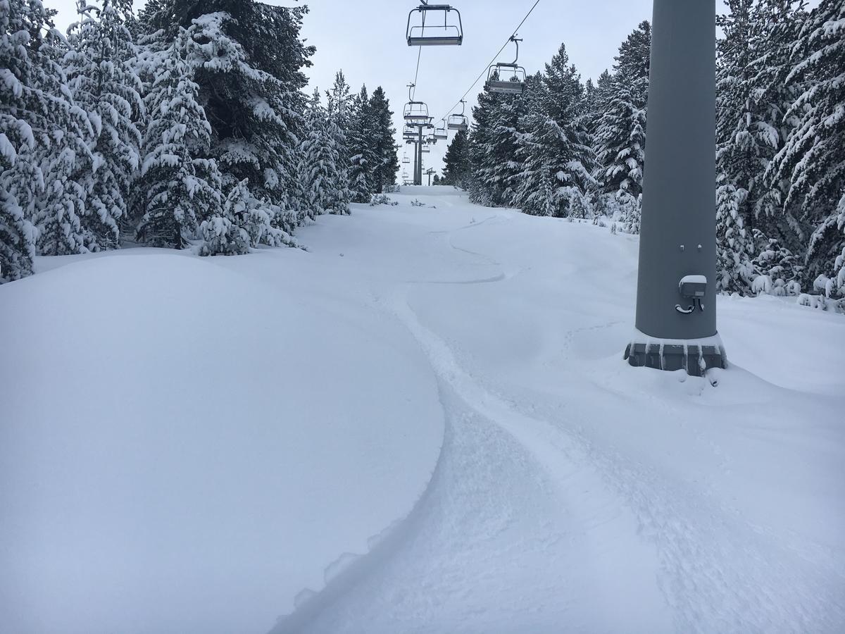 Entire Private Apartment In Pirin Golf & Country Club Bansko Luaran gambar